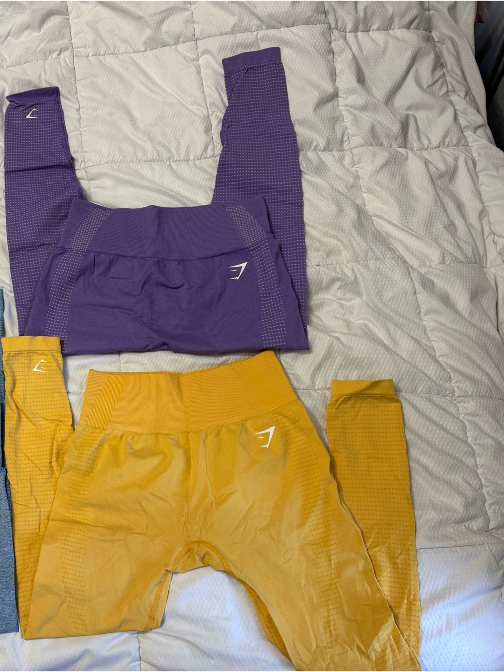 2 Gymshark Seamless leggings Yellow and purple